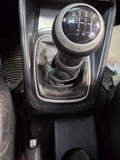 2004 Volkswagen R32 Mk4 - Image 10 of 20