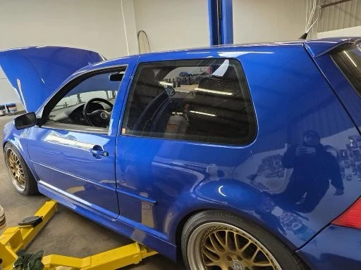 2004 Volkswagen R32 Mk4 - Image 3 of 20
