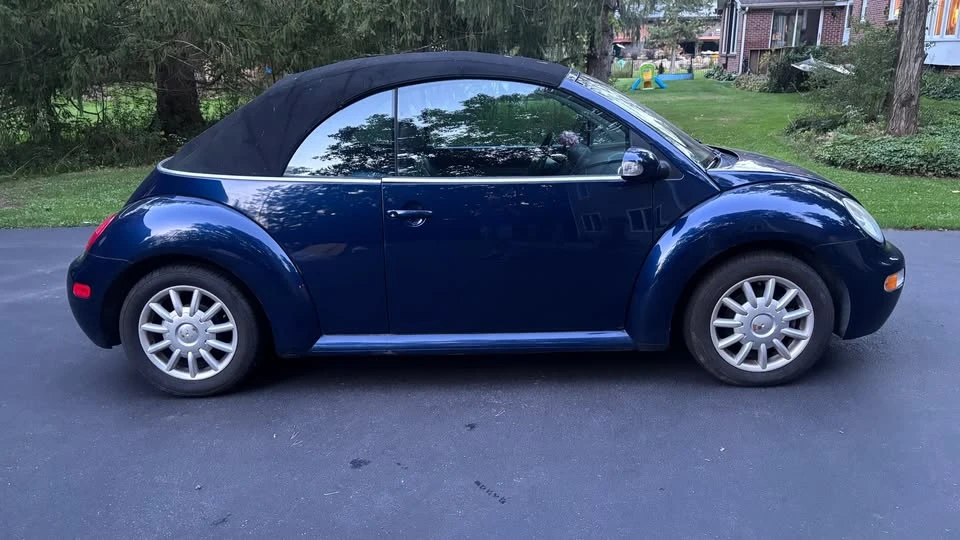 2004 Volkswagen New Beetle - Image 3 of 5