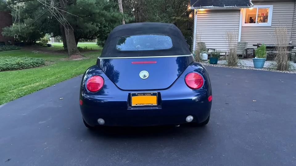 2004 Volkswagen New Beetle - Image 4 of 5