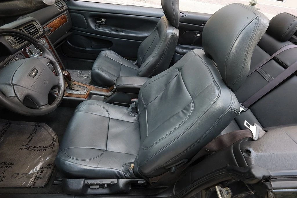 2004 Volvo C70 1st Gen - Image 6 of 12