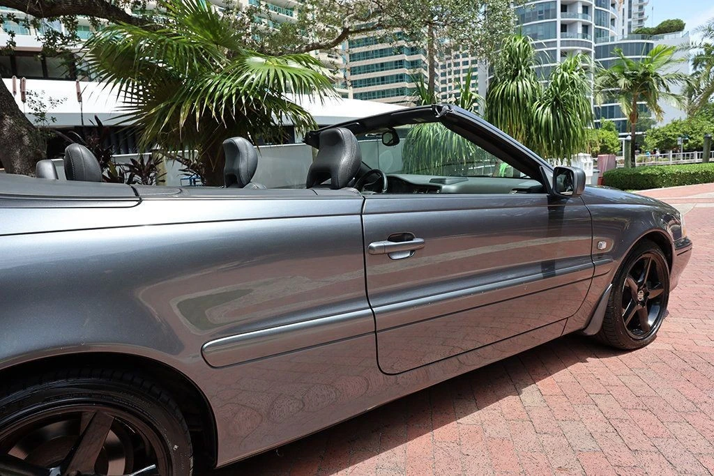 2004 Volvo C70 1st Gen - Image 23 of 31