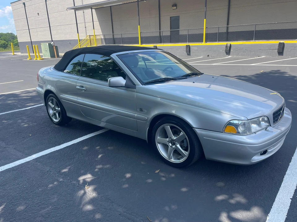 2004 Volvo C70 1st Gen - Image 18 of 31