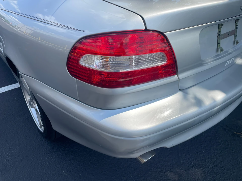 2004 Volvo C70 1st Gen - Image 27 of 31