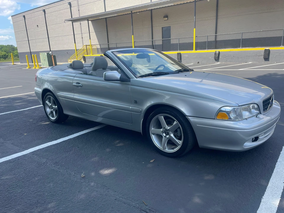 2004 Volvo C70 1st Gen - Image 12 of 31