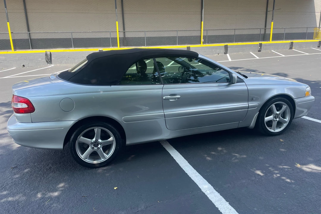 2004 Volvo C70 1st Gen - Image 3 of 31