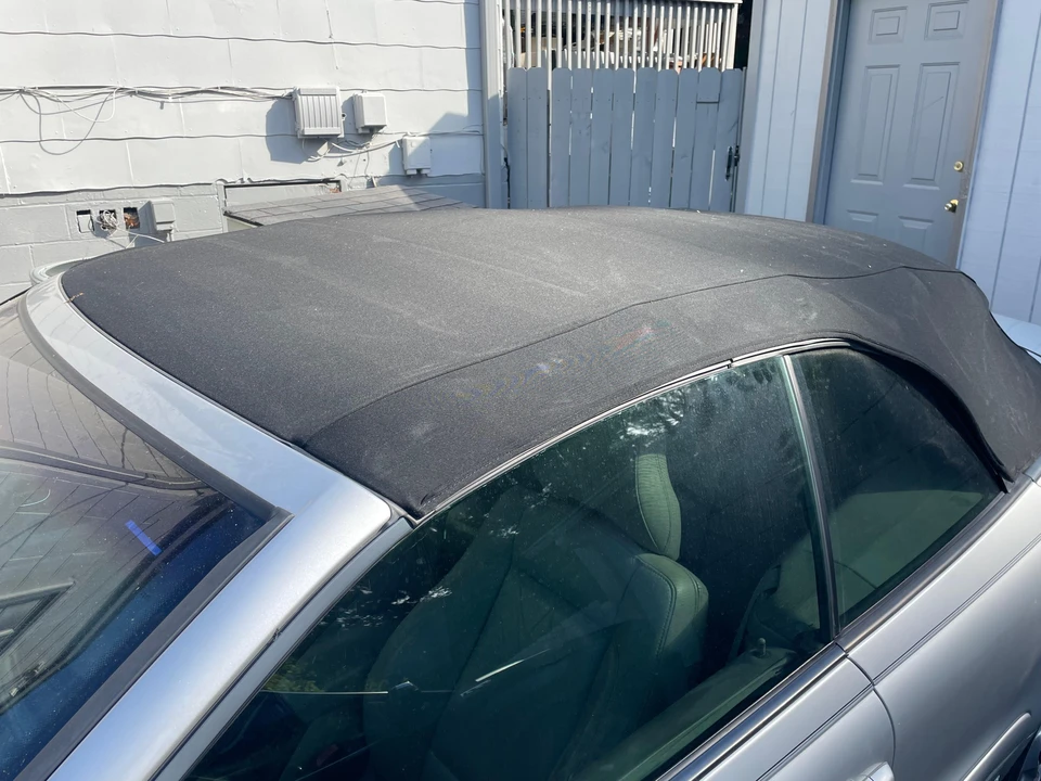2004 Volvo C70 1st Gen - Image 24 of 31