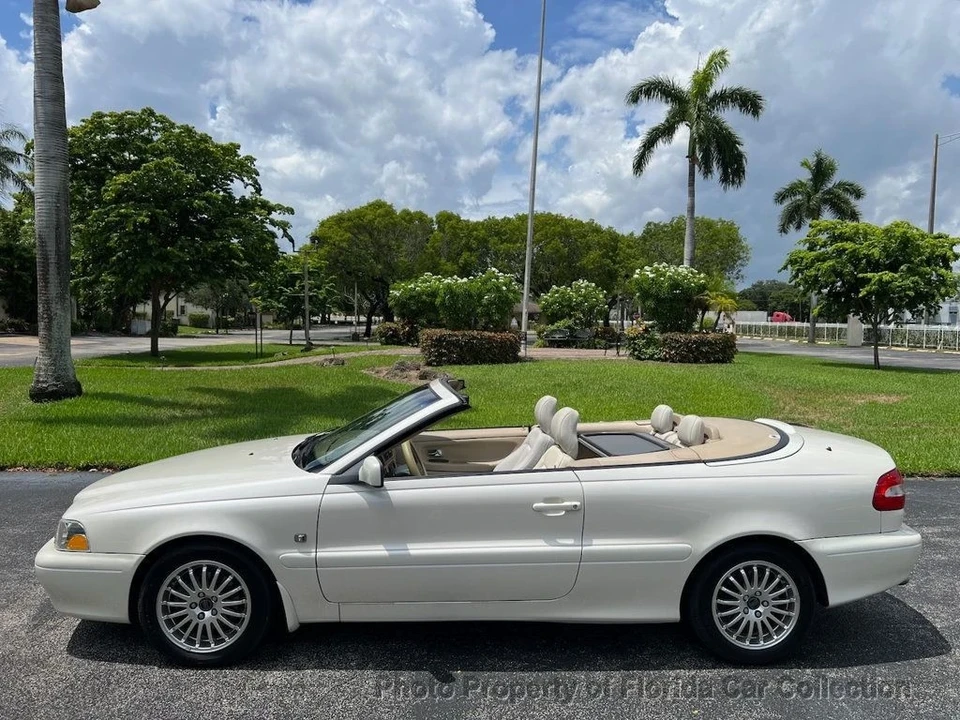 2004 Volvo C70 1st Gen - Image 5 of 12