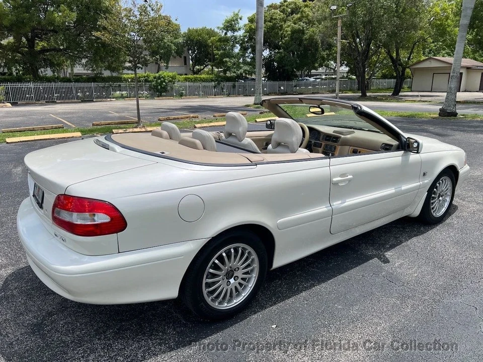 2004 Volvo C70 1st Gen - Image 4 of 12