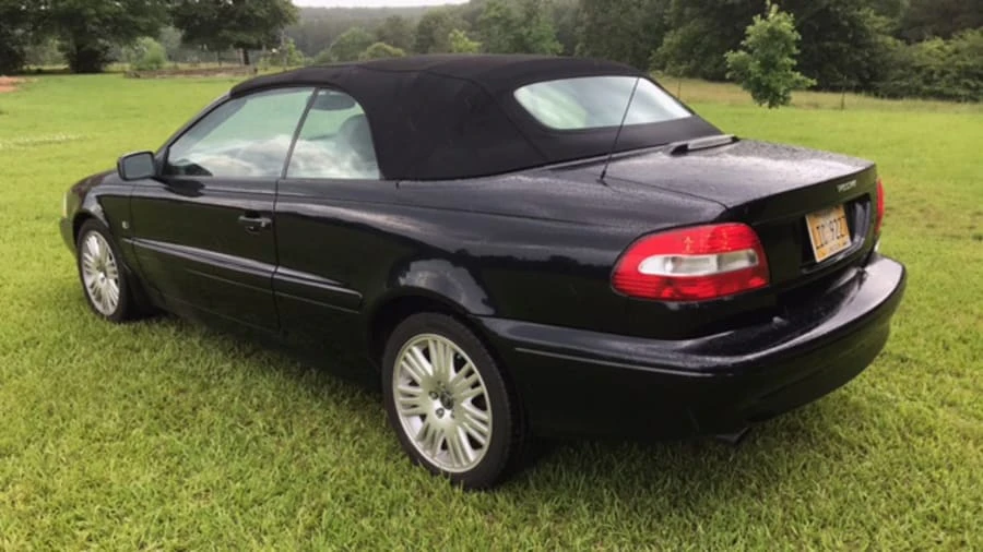 2004 Volvo C70 1st Gen - Image 2 of 7