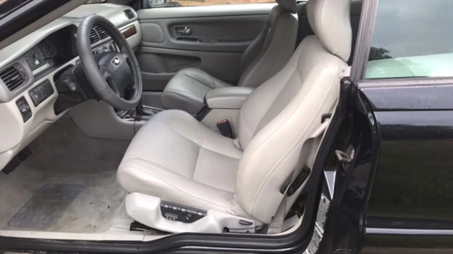 2004 Volvo C70 1st Gen - Image 4 of 7