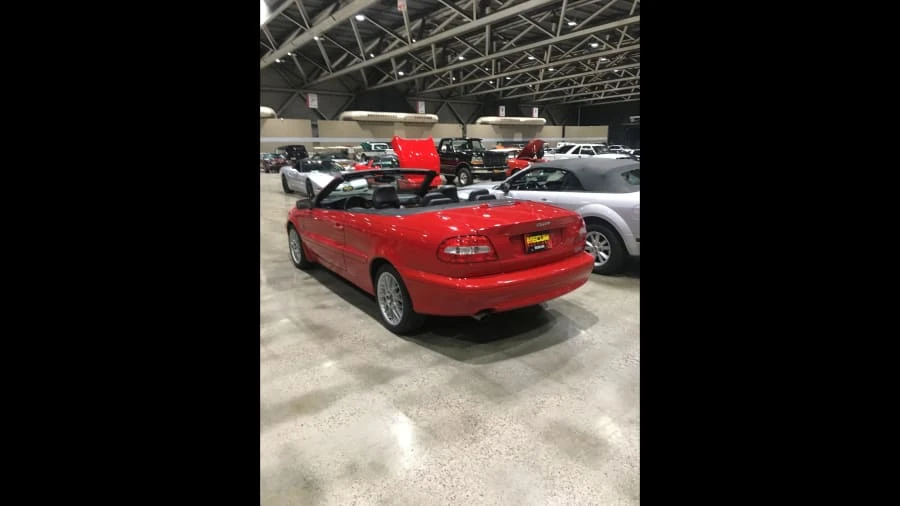 2004 Volvo C70 1st Gen - Image 2 of 6