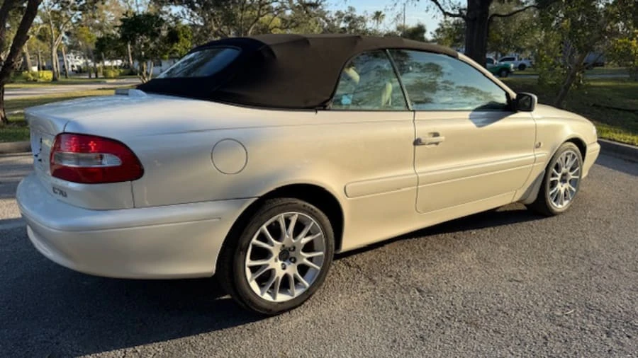 2004 Volvo C70 1st Gen - Image 6 of 13