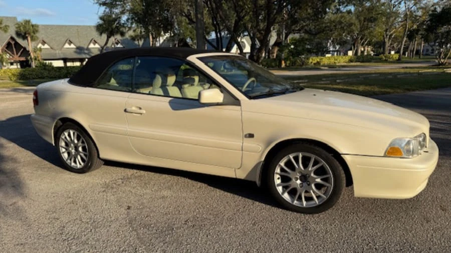 2004 Volvo C70 1st Gen - Image 5 of 13