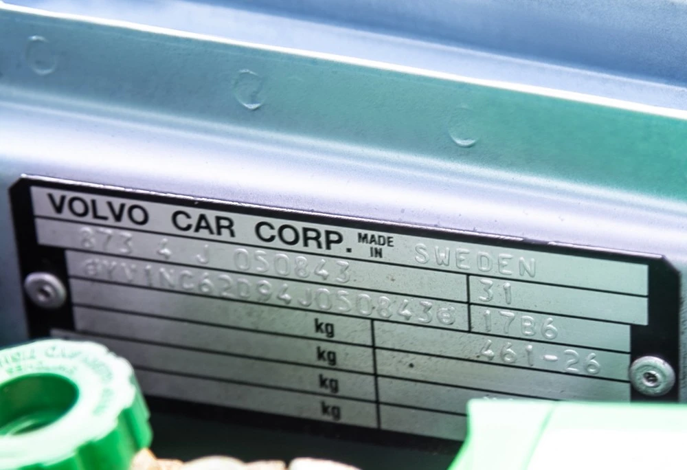 2004 Volvo C70 1st Gen - Image 17 of 19