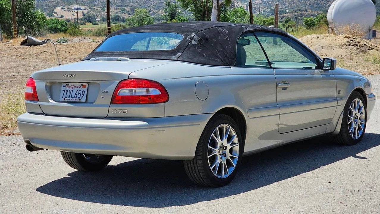 2004 Volvo C70 1st Gen - Image 7 of 31