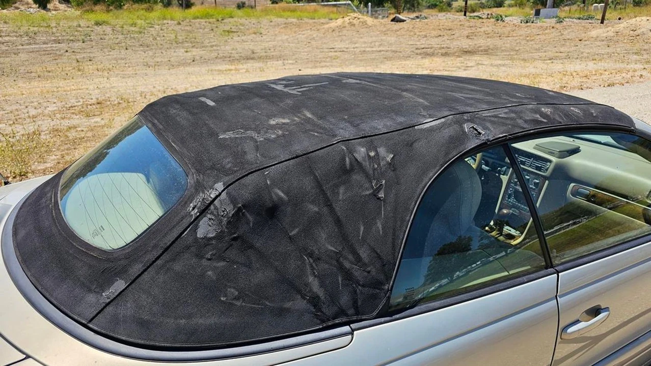 2004 Volvo C70 1st Gen - Image 30 of 31