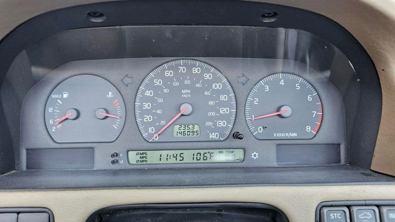 2004 Volvo C70 1st Gen - Image 20 of 31