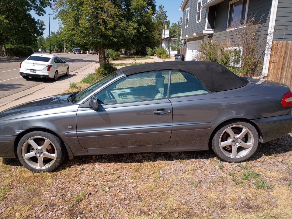 2004 Volvo C70 1st Gen - Image 4 of 16