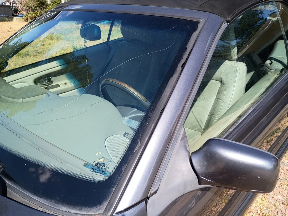 2004 Volvo C70 1st Gen - Image 8 of 16