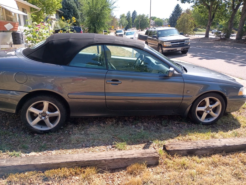 2004 Volvo C70 1st Gen - Image 10 of 16