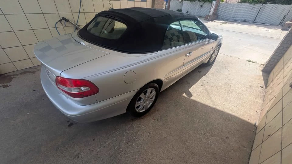 2004 Volvo C70 1st Gen - Image 4 of 9