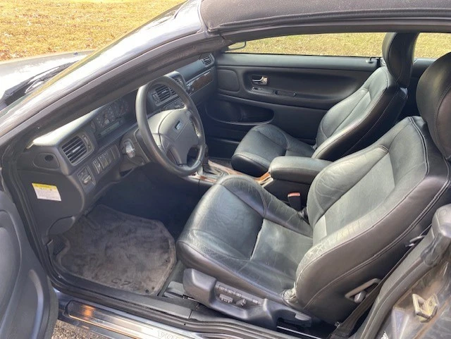2004 Volvo C70 1st Gen - Image 6 of 6