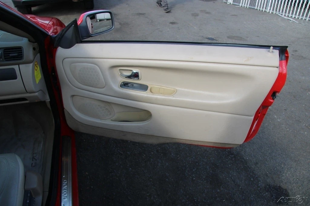 2004 Volvo C70 1st Gen - Image 20 of 21