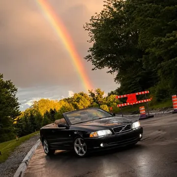2004 Volvo C70 T5