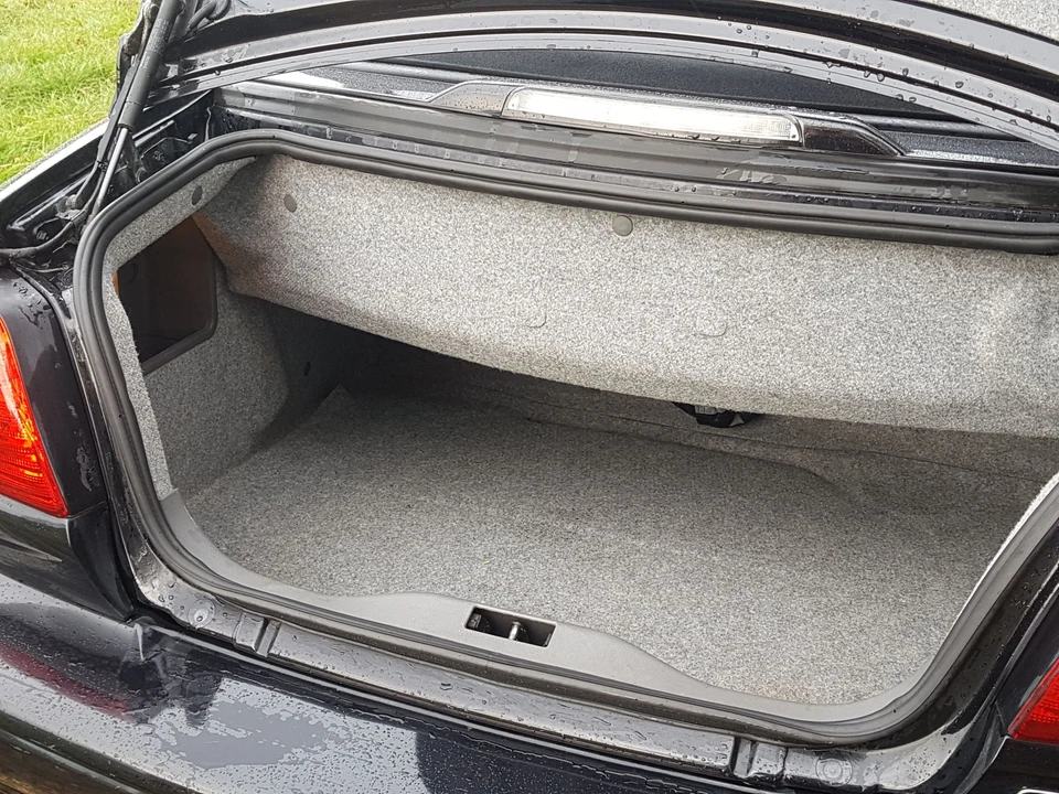 2004 Volvo C70 1st Gen - Image 8 of 8