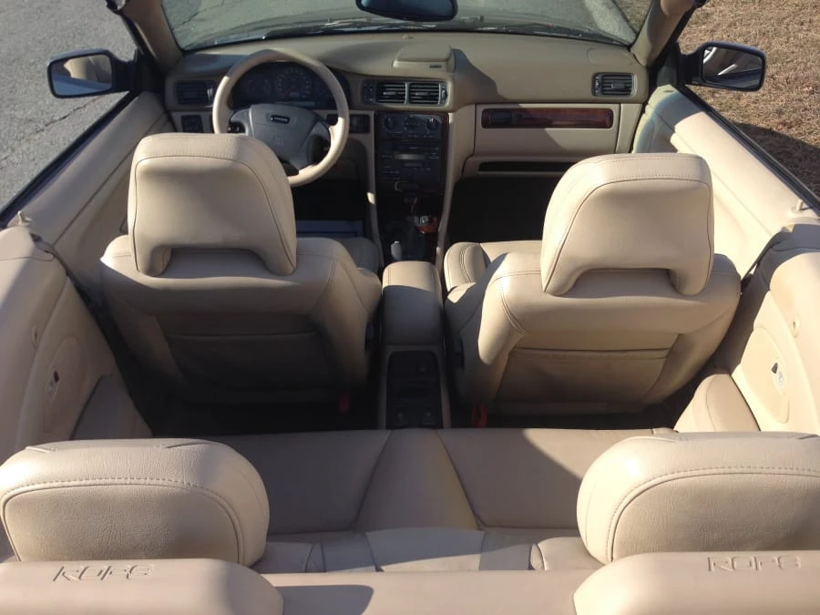 2004 Volvo C70 1st Gen - Image 4 of 8