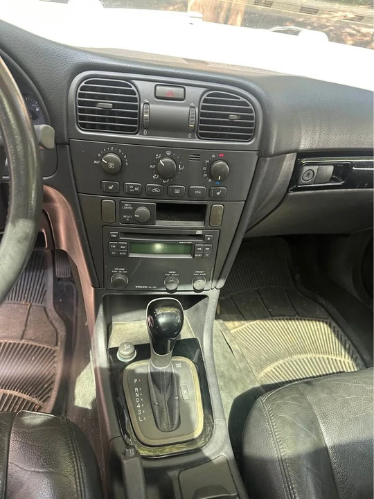 2004 Volvo S40 1st Gen - Image 5 of 6