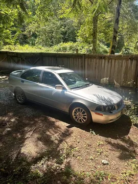 2004 Volvo S40