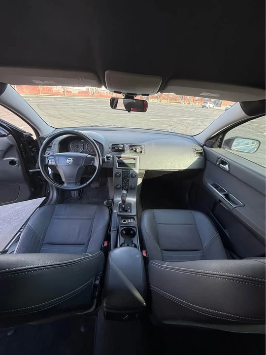 2004 Volvo S40 1st Gen - Image 3 of 11