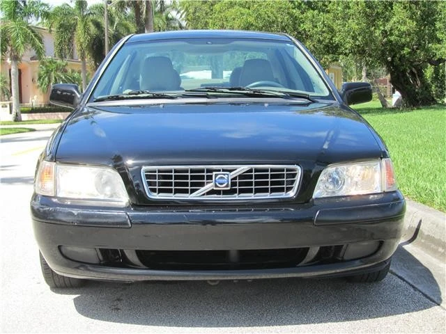 2004 Volvo S40 1st Gen - Image 5 of 12
