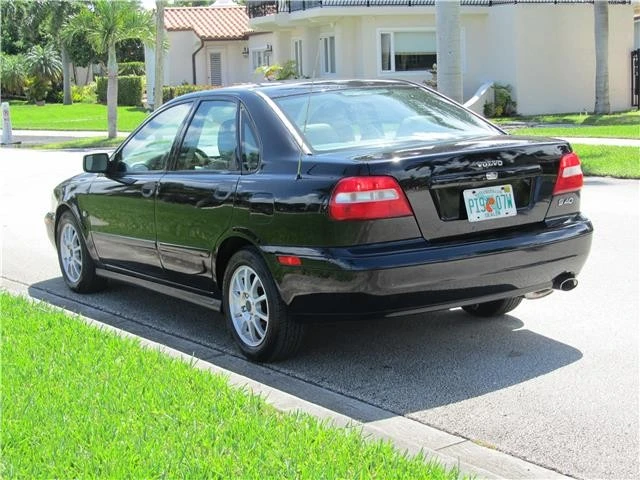 2004 Volvo S40 1st Gen - Image 9 of 12
