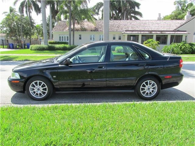 2004 Volvo S40 1st Gen - Image 8 of 12