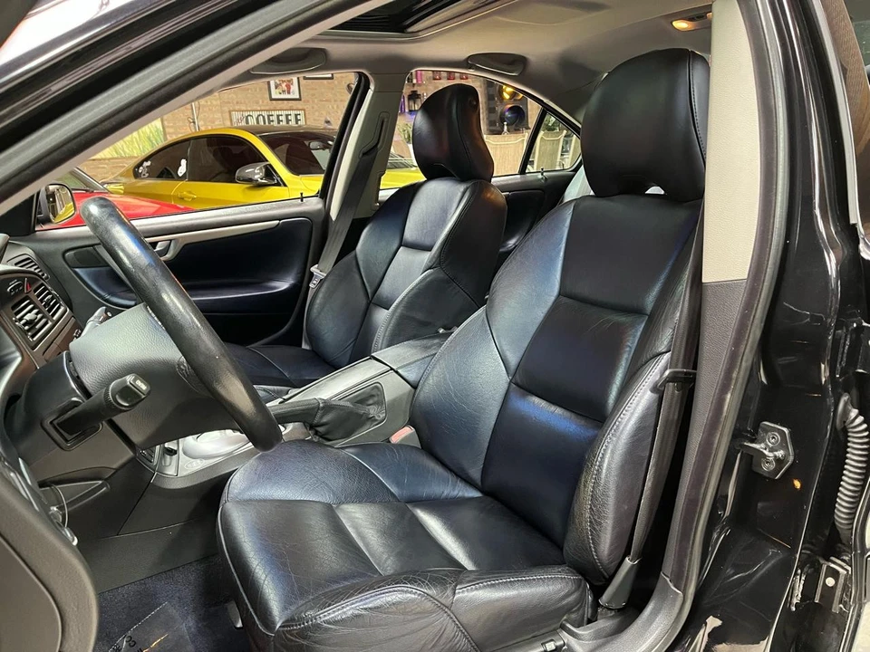 2004 Volvo S60 R 1st Gen - Image 25 of 31