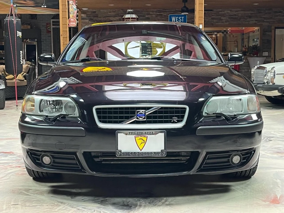 2004 Volvo S60 R 1st Gen - Image 2 of 31