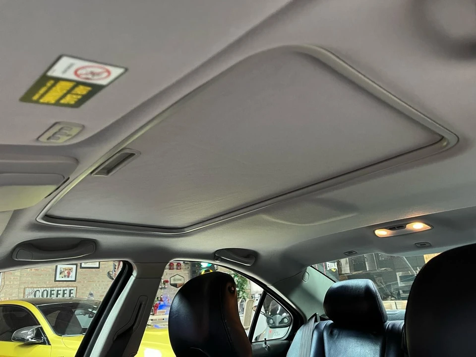 2004 Volvo S60 R 1st Gen - Image 22 of 31