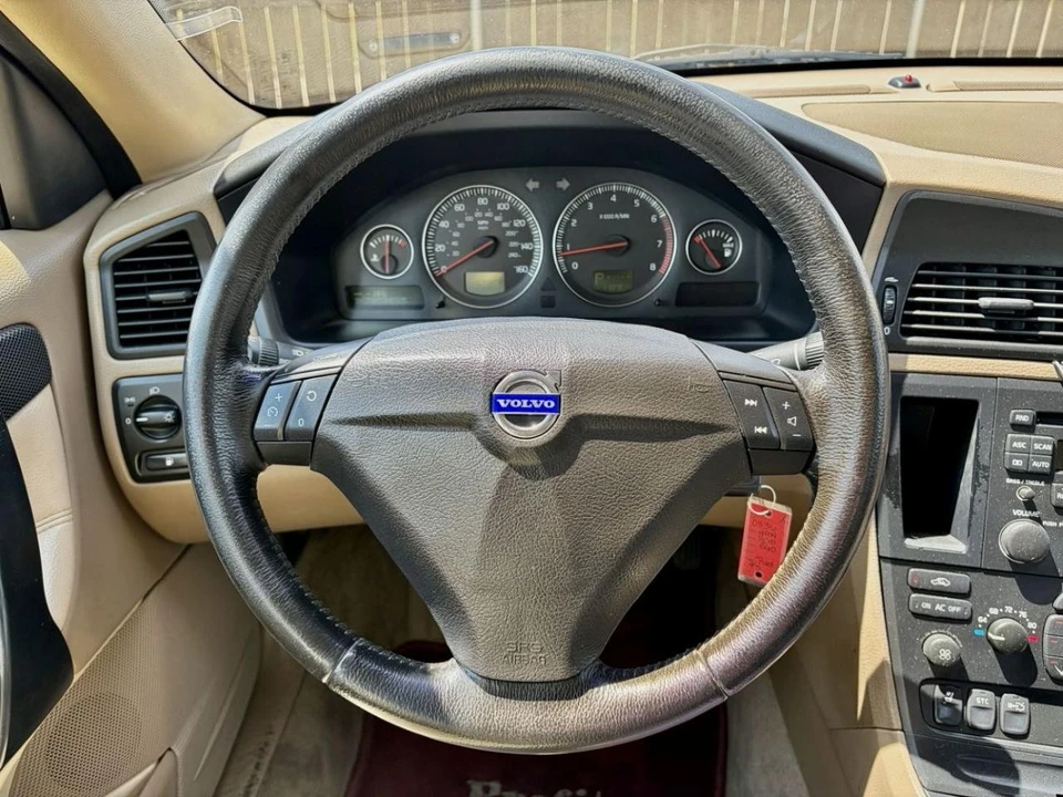 2004 Volvo S60 1st Gen - Image 11 of 24