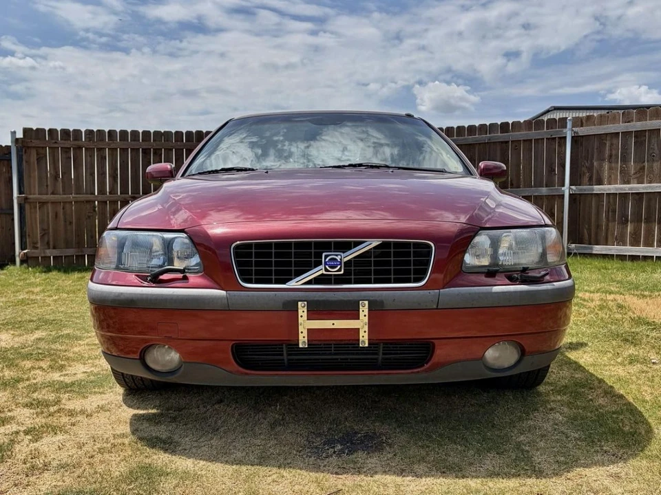 2004 Volvo S60 1st Gen - Image 2 of 24
