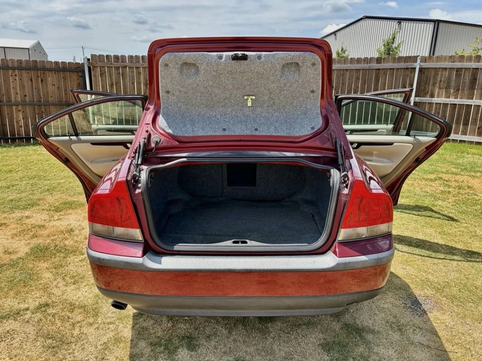 2004 Volvo S60 1st Gen - Image 21 of 24