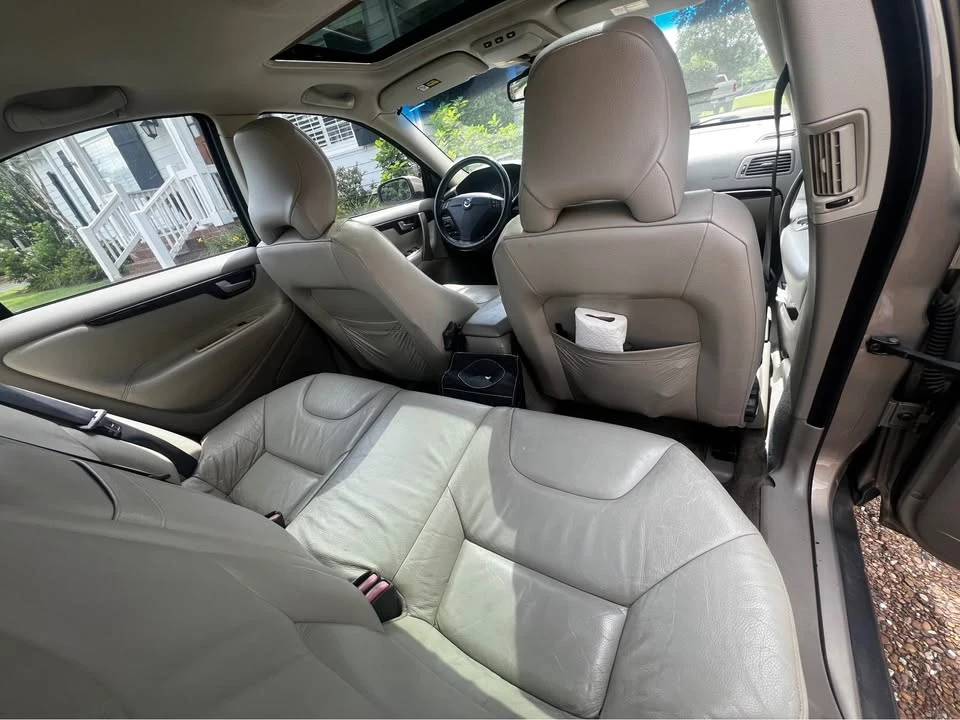 2004 Volvo S60 1st Gen - Image 8 of 9