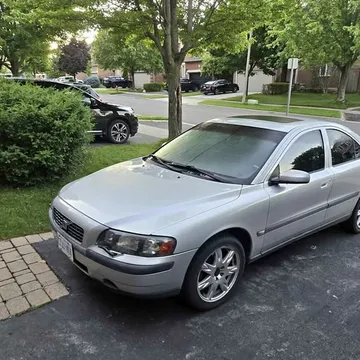 2004 Volvo S60