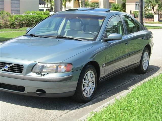 2004 Volvo S60 1st Gen - Image 9 of 12