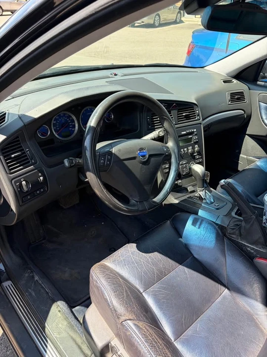 2004 Volvo S60 R 1st Gen - Image 5 of 5