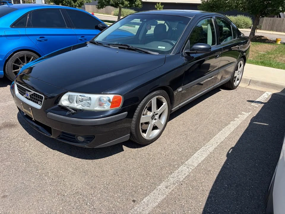 2004 Volvo S60 R 1st Gen - Image 2 of 5