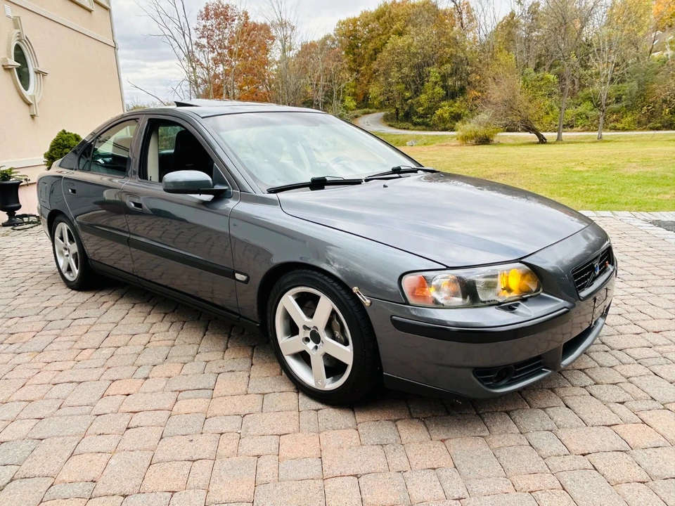 2004 Volvo S60 R 1st Gen - Image 15 of 21