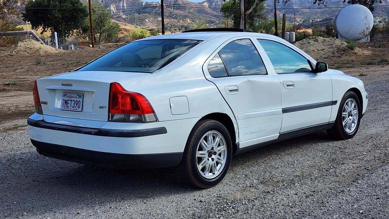 2004 Volvo S60 1st Gen - Image 7 of 30